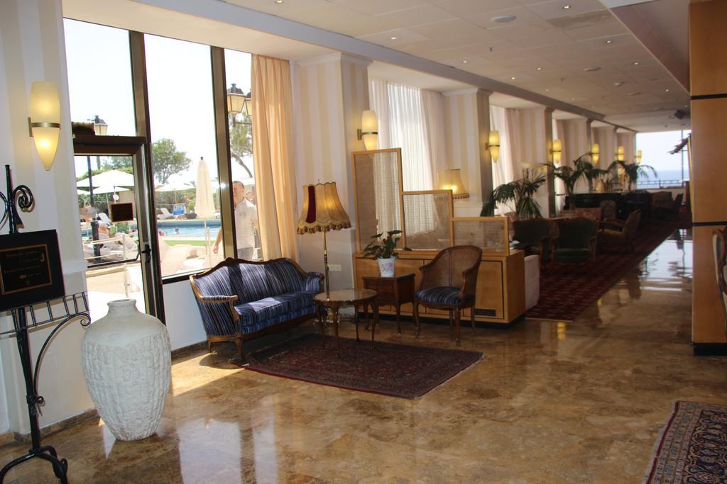 The Seasons Hotel -Studio & Suite Нетанья Екстер'єр фото