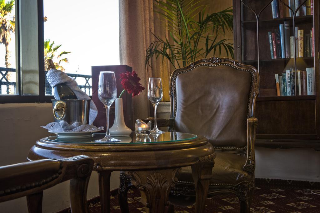 The Seasons Hotel -Studio & Suite Нетанья Екстер'єр фото